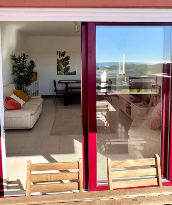 Apartment T3 Front In Sao Joao Da Caparica